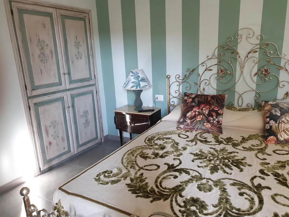 Shab&B Guesthouse Florinas 0*,  Italy
